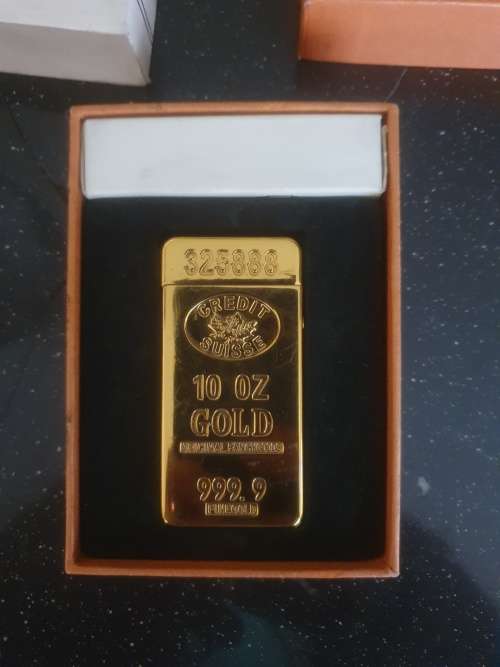 Credit Suisse 10 oz Gold Bullion 999.9  Lighter