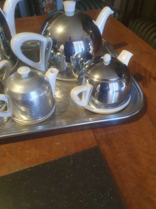 Awesome Vintage  EverHot Set & Tray