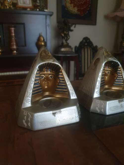 Stunning Inverted Egyptian Art by Amhed Zehoom