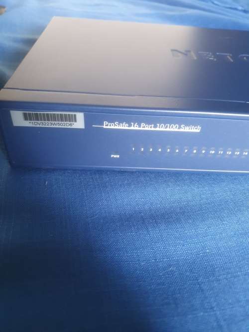 Netgear Prosafe 16 Port 10-100