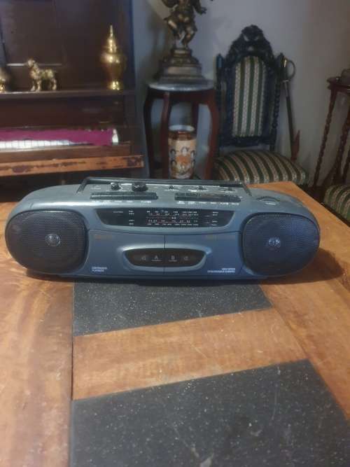 Sanyo Twin Tape Deck/Radio Combo
