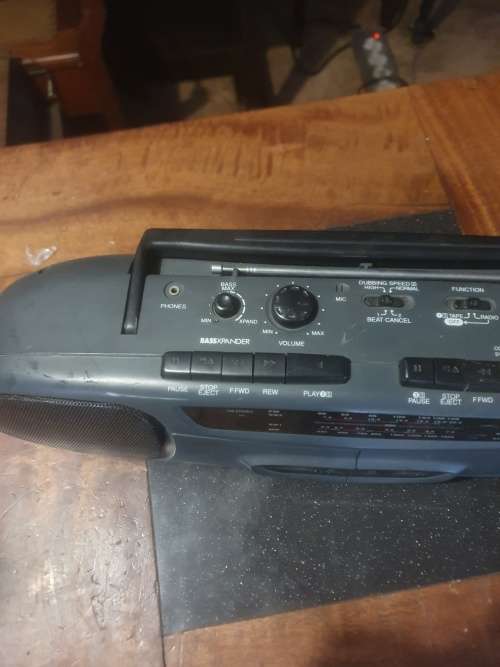 Sanyo Twin Tape Deck/Radio Combo