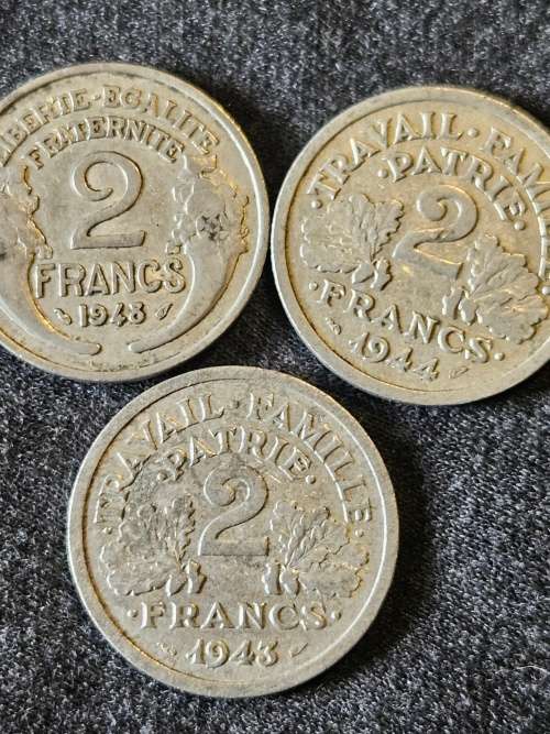 Vintage 1914-1964 Nasional Party 50 year medallion plus 3X 5 Franc, 3 x 2 Francs
