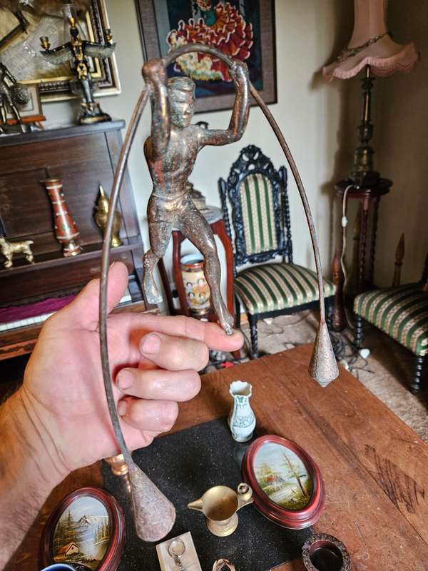 Ornaments & Figurines