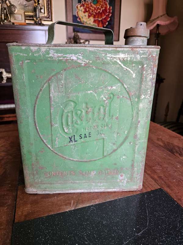 Vintage Castrol Can