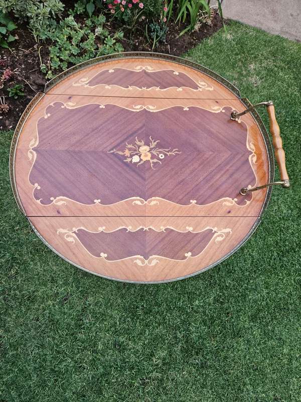 Exquisite Vintage Tea Trolley