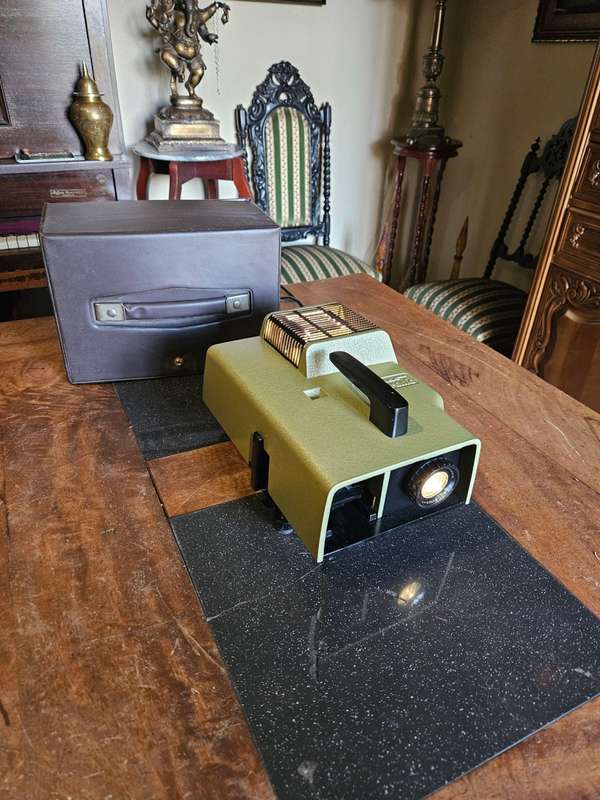 Ferrania Rocket Slide Projector