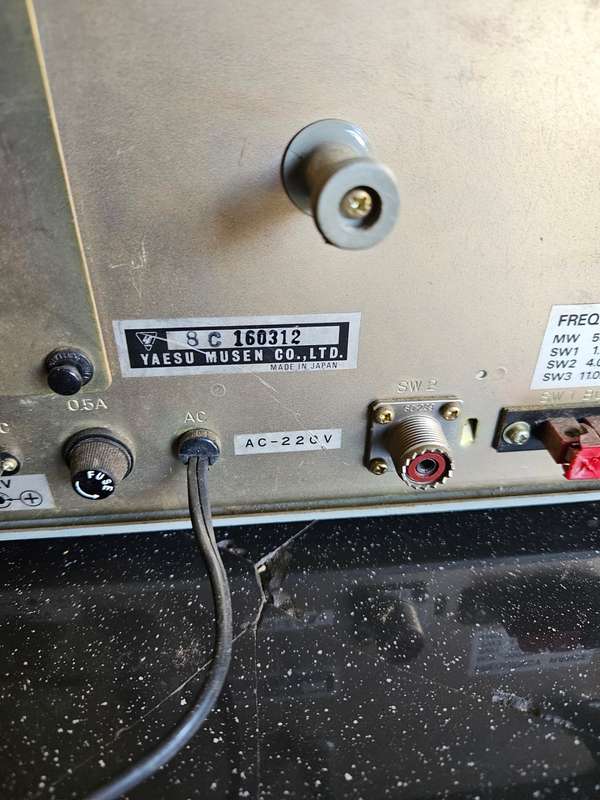 Vintage Yaesu Musen Japanese Communications Receiver FRG-7