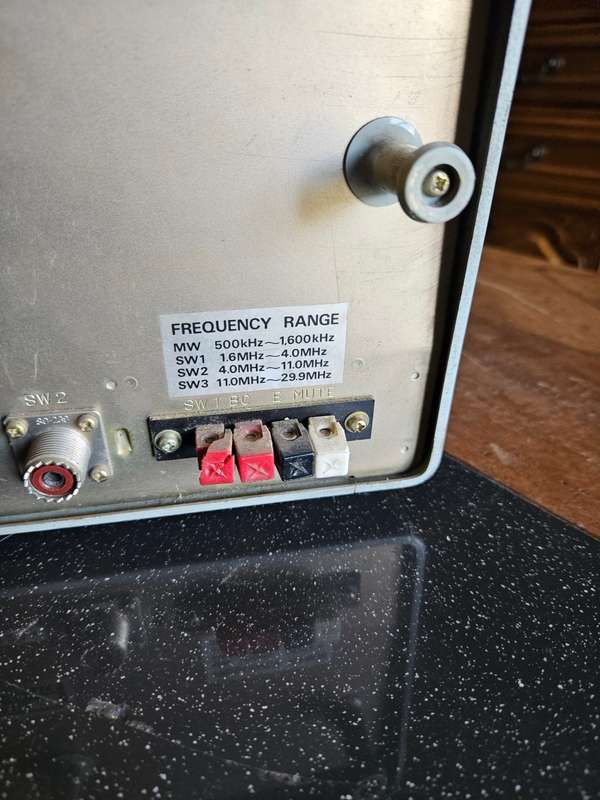Vintage Yaesu Musen Japanese Communications Receiver FRG-7