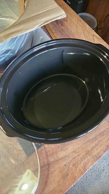 Tedelex  6Litre Oval Slow Cooker. Unused!