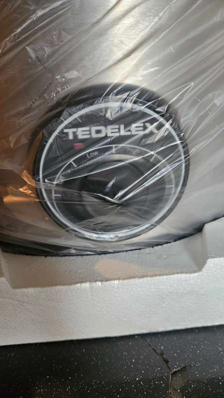 Tedelex  6Litre Oval Slow Cooker. Unused!