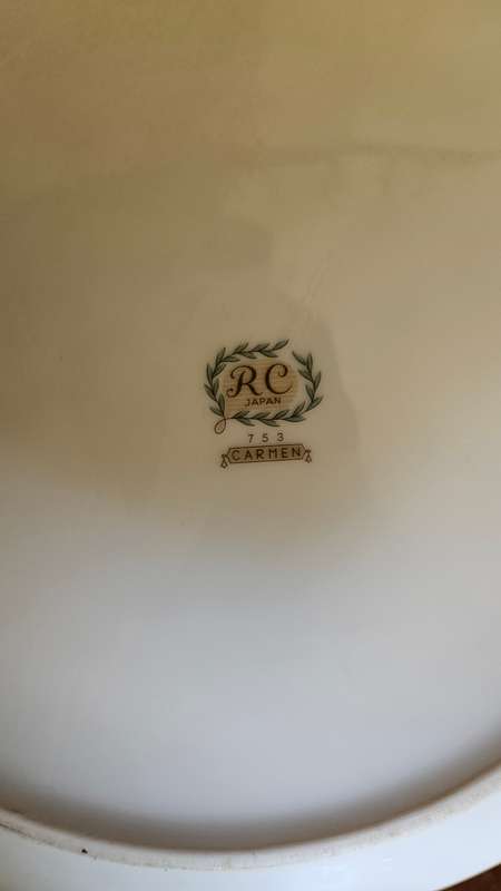 `RESERVED FOR YUONGDJERM` Noritake Carmin lidded Dish