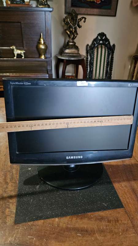Samsung SyncMaster Monitor 633NW