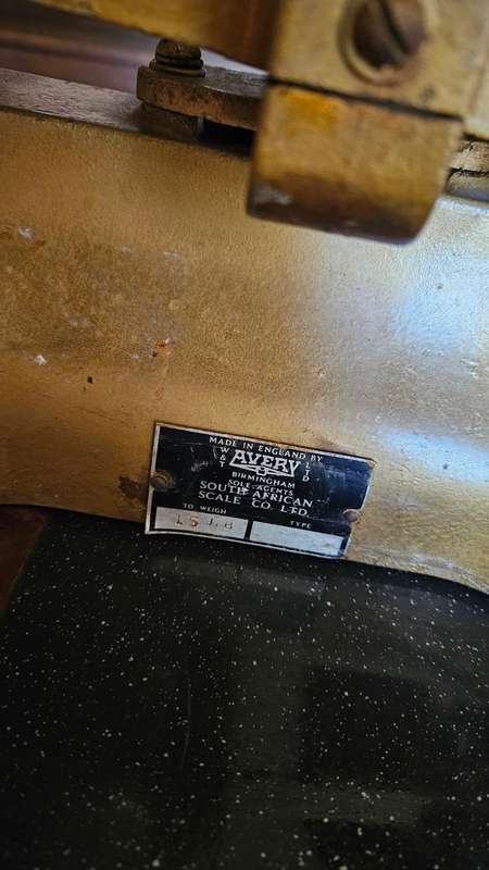 Vintage Avery Scale & Weights