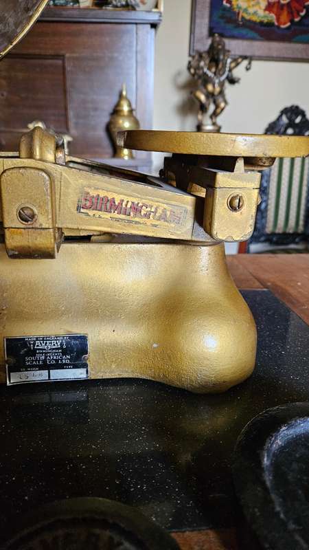 Vintage Avery Scale & Weights