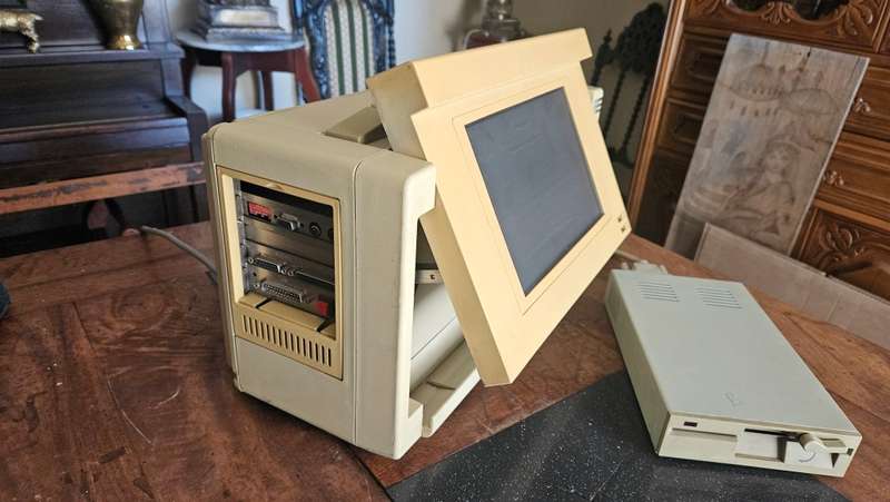 Vintage Dataworld Portocomp 2 PC 286 GE-A