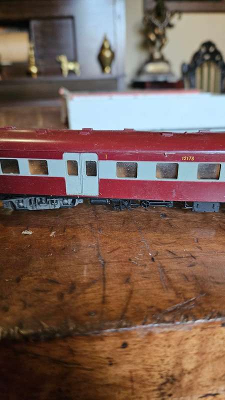 Lima Rail Coach 8907