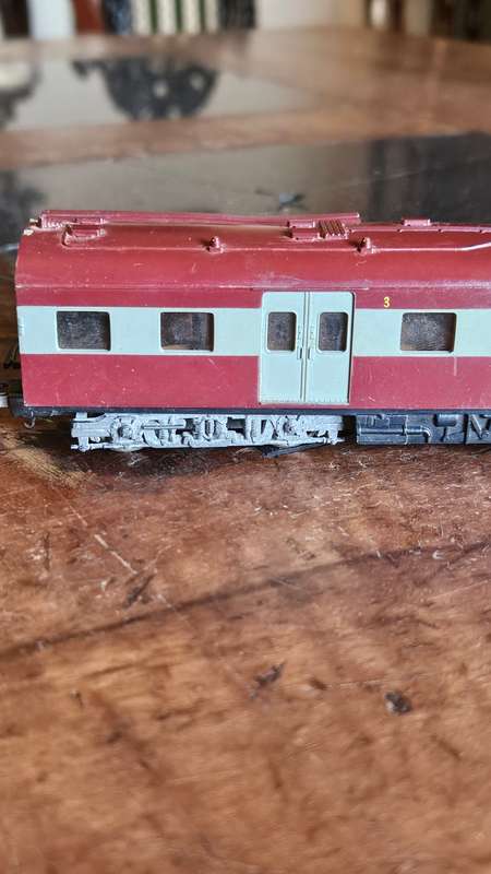 Lima Train Coach "OO" Scale