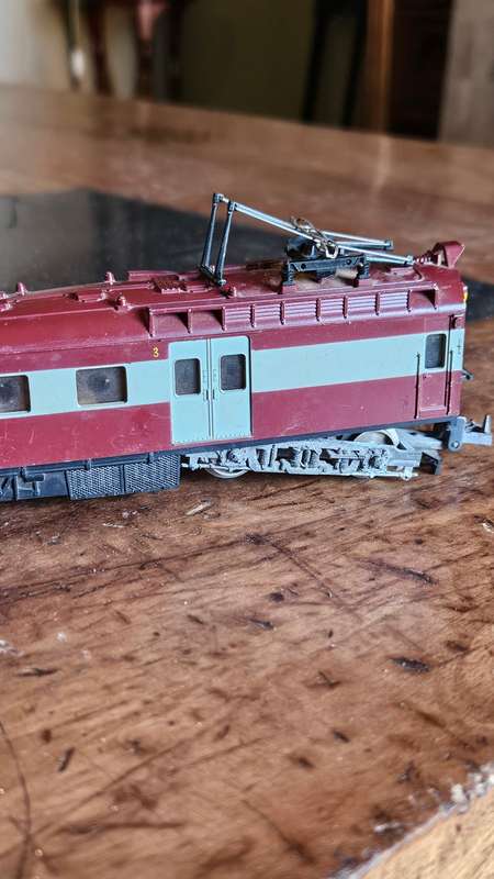 Lima Train Coach "OO" Scale