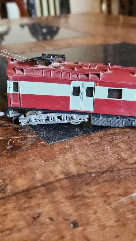 Lima Train Coach "OO" Scale