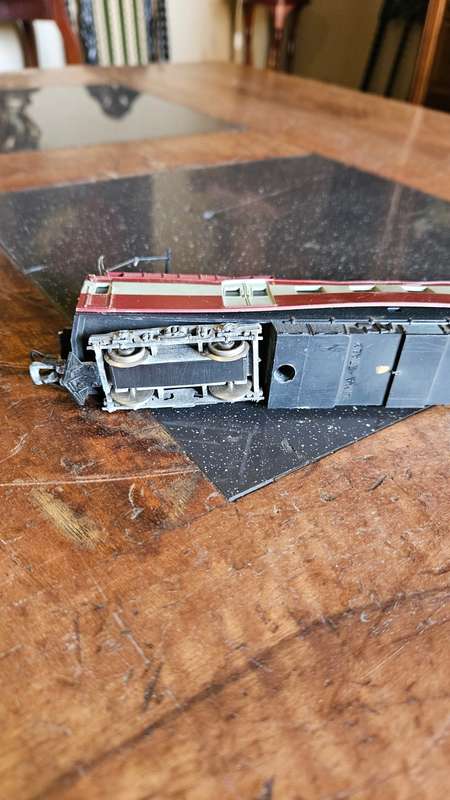 Lima Train Coach "OO" Scale