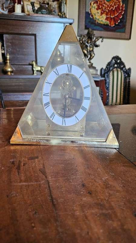 Vintage Plastic Mantle Clock