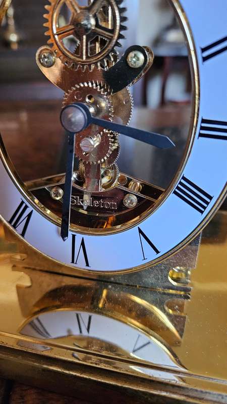 Vintage Plastic Mantle Clock