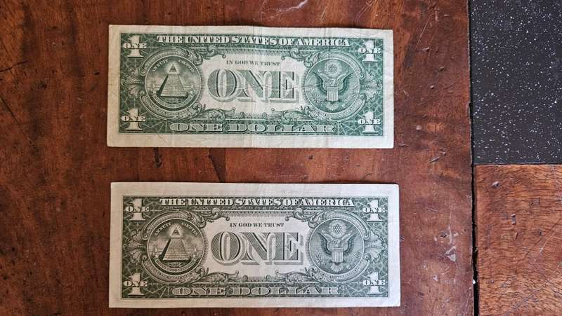 2 X USA One Dollar Bank Notes