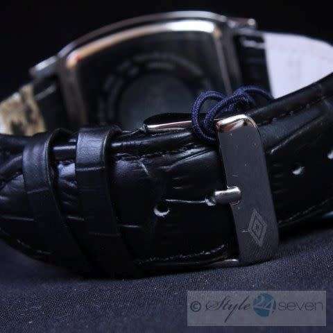 UMBRO **AUTHENTIC BRANDED BLACK DIAL ANALOGUE WATCH - IMPORTED FROM EUROPE!
