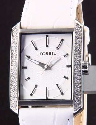 FOSSIL LADIES AUTHENTIC CRYSTAL WATCH **BRAND NEW WITH 11 YEAR WARRANTY!!!**