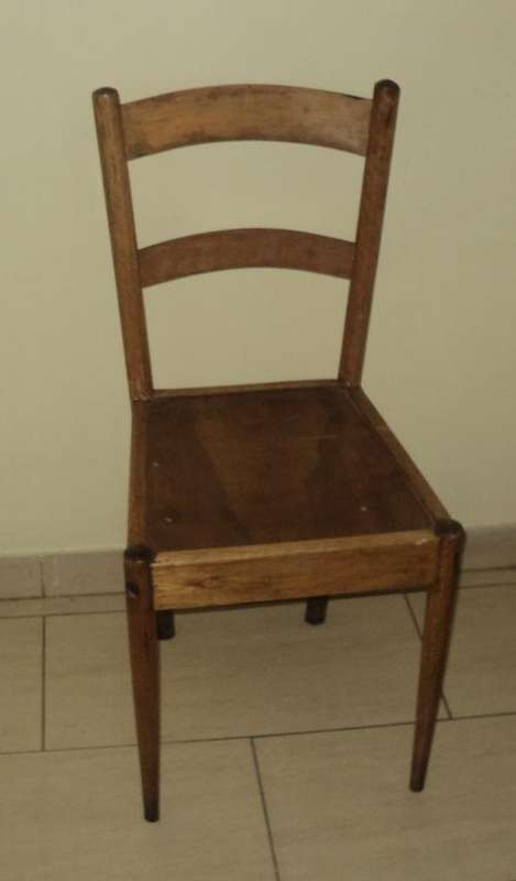 4 x old kitchen chairs
