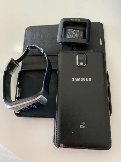 Samsung Note 3 & Samsung Gear One