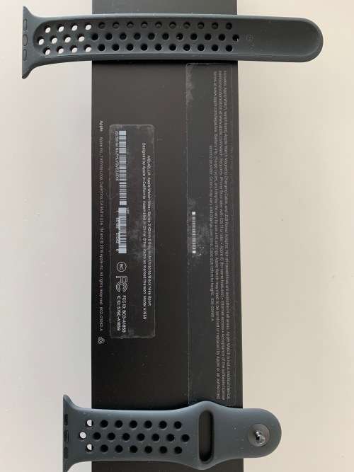 Apple Watch series 3, 42mm, Space Gray Aluminium, Nike Sport band, Anthracite Black (never used)