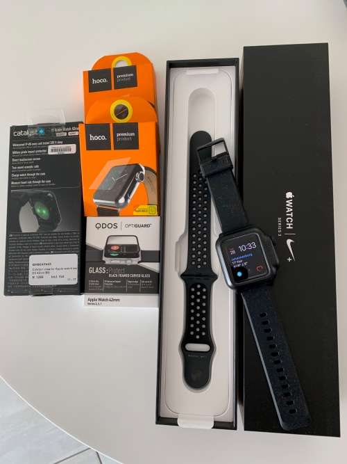 Apple Watch series 3, 42mm, Space Gray Aluminium, Nike Sport band, Anthracite Black (never used)