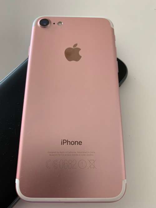 Apple iPhone 7 32GB Rose Gold (Perfect Condition)