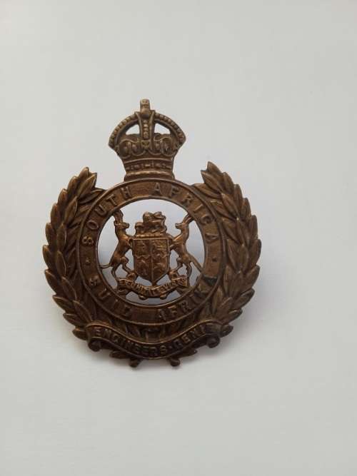 WW2 SA Engineers Corps Cap Badge
