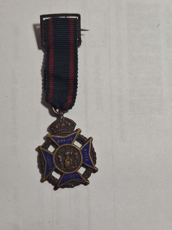 Society of Miniature Rifle club small look forward medal