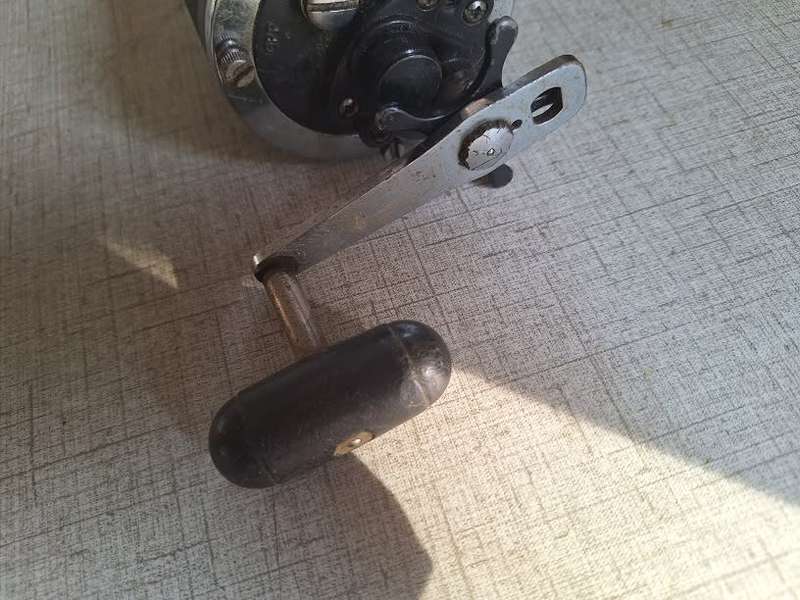 Daiwa fishing reel