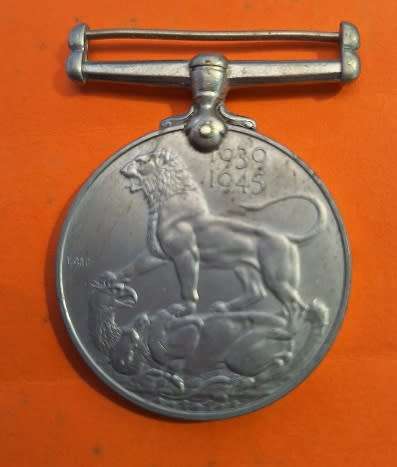 WW2 Medal Given to Fouche