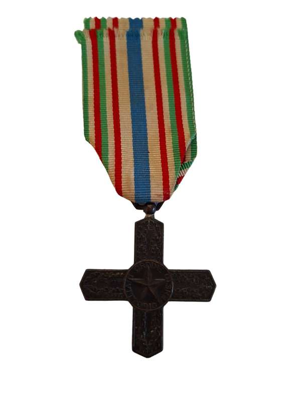 WW1 Italy Order of Vittorio Veneto commemorative cross medal