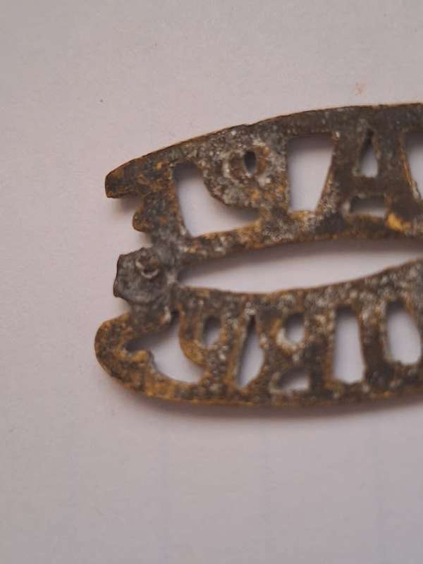 WW1  SA Cape Coloured corps title badge