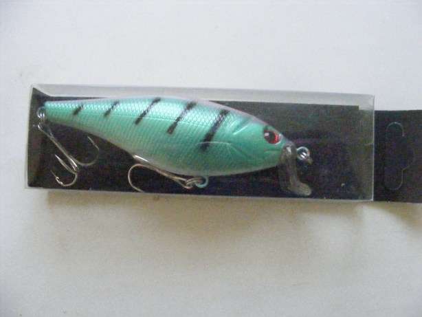 FISHING LURE