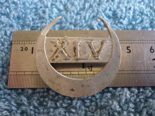 ITALIAN WW2 45TH COLONIAL INFANTRY BADGE - SCARCE -