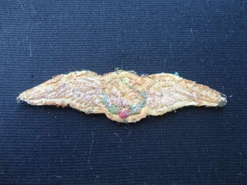 WOMEN'S AUX. AIRFORCE WW2 PILOT WING - ORIGINAL - EXTREMELY RARE -