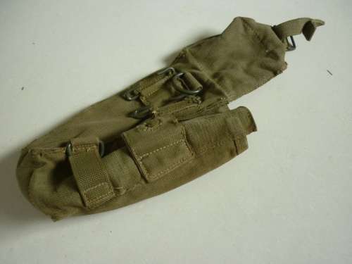RHODESIAN ARMY AMMO POUCH