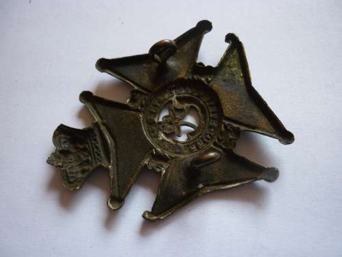 KINGS ROYAL RIFLE CORP VICTORIAN CAP BADGE - BOTH LUGS INTACT