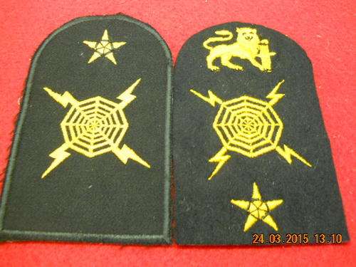 SA NAVY RADAR OPPERATOR WINTER DRESS MUSTERING BADGES - DINES 2379