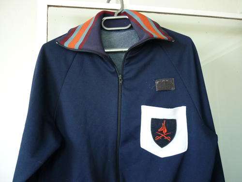 SADF PTI - TRACKSUIT TOP - EMBROIDERED PTI BADGE TO POCKET.54 CM ARMPIT TO ARMPIT