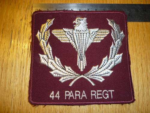 44 PARA REGT. LUREX WIRE BLAZER BADGE - MINT  !
