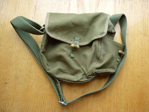 CHINESE WEBBING POUCH FOR DRUM TYPE MAGAZINE - GOOD CONDITION